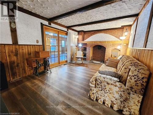 347 Tyendinaga Drive, Saugeen Shores (South Bruce Peninsula), ON - Indoor Photo Showing Dining Room