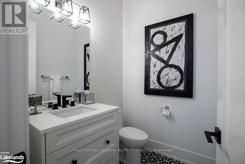 154 Landry Lane, Blue Mountains, ON - Indoor Photo Showing Bathroom