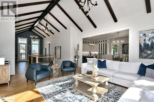 154 Landry Lane, Blue Mountains, ON - Indoor Photo Showing Living Room