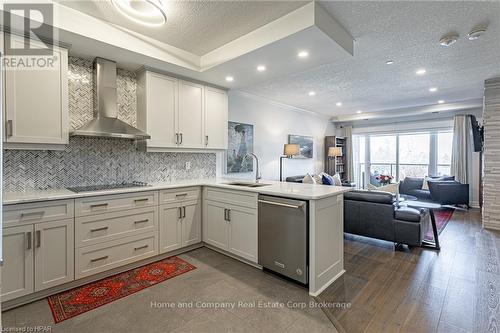 405 - 235 John Street N, Stratford, ON - Indoor Photo Showing Kitchen