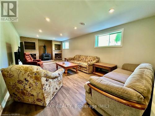 129 Westfall Crescent, West Grey, ON - Indoor With Fireplace