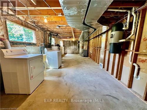 129 Westfall Crescent, West Grey, ON - Indoor Photo Showing Laundry Room