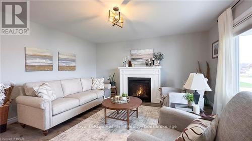 103 Huron Heights Drive, Ashfield-Colborne-Wawanosh (Colborne), ON - Indoor Photo Showing Living Room With Fireplace