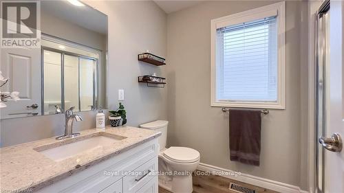 103 Huron Heights Drive, Ashfield-Colborne-Wawanosh (Colborne Twp), ON - Indoor Photo Showing Bathroom