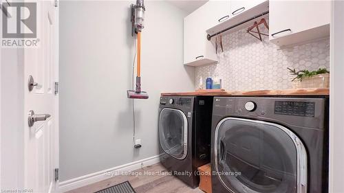 103 Huron Heights Drive, Ashfield-Colborne-Wawanosh (Colborne Twp), ON - Indoor Photo Showing Laundry Room