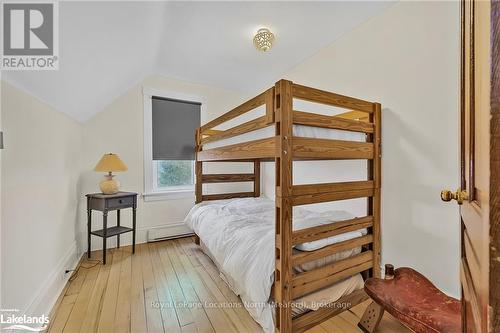 556341 6Th Line, Blue Mountains, ON - Indoor Photo Showing Bedroom