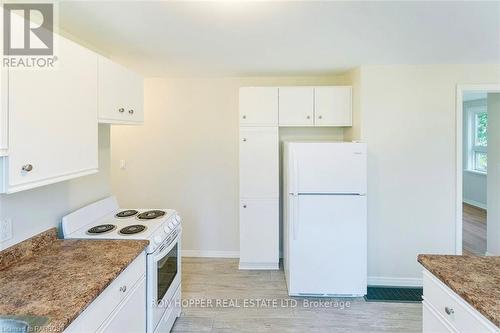 950 16Th Street W, Georgian Bluffs, ON - Indoor Photo Showing Kitchen