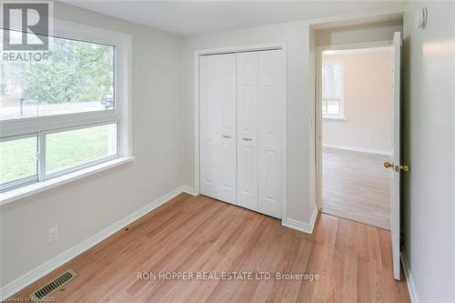 950 16Th Street W, Georgian Bluffs, ON - Indoor Photo Showing Other Room