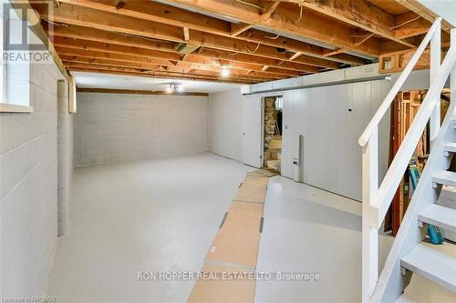 950 16Th Street W, Georgian Bluffs, ON - Indoor Photo Showing Basement