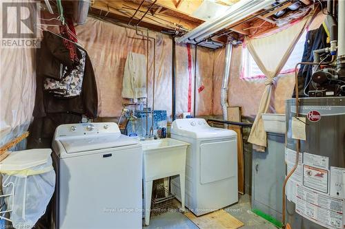 793 Lavery Street, North Perth (Listowel), ON - Indoor Photo Showing Laundry Room