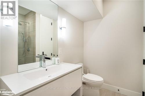 143 Wyandot Court, Blue Mountains (Blue Mountain Resort Area), ON - Indoor Photo Showing Bathroom