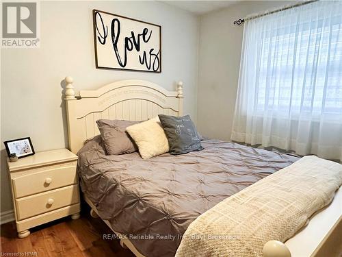 157 Huron Street E, South Huron (Exeter), ON - Indoor Photo Showing Bedroom