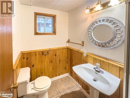 1125 Fairy Falls Road, Lake Of Bays (Mclean), ON - Indoor Photo Showing Bathroom