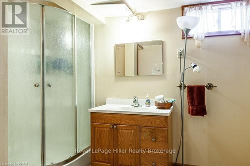 51 Gordon Street, Stratford, ON - Indoor Photo Showing Bathroom