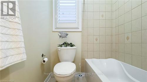 8 Macpherson Avenue, Huron East (Egmondville), ON - Indoor Photo Showing Bathroom