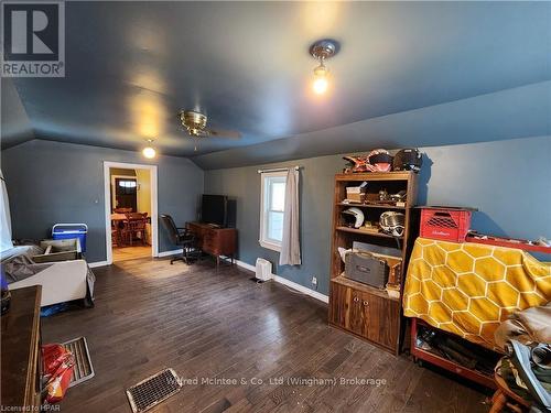 7 Jane Street, Morris-Turnberry (Belgrave), ON - Indoor Photo Showing Bedroom