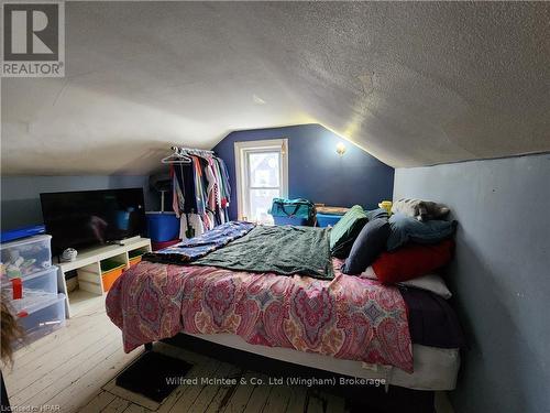 7 Jane Street, Morris-Turnberry (Belgrave), ON - Indoor Photo Showing Bedroom