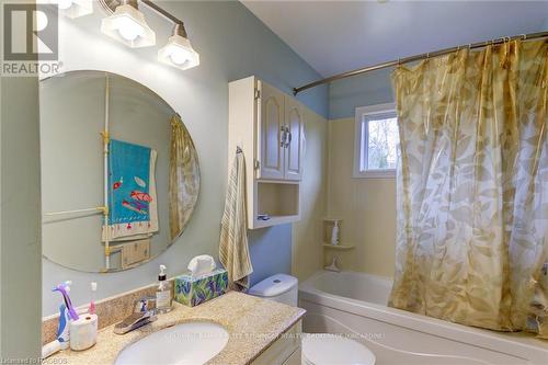 205 London Road, Huron-Kinloss, ON - Indoor Photo Showing Bathroom