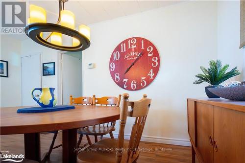 562 & 568 Waseosa Lake Road, Huntsville (Chaffey), ON - Indoor Photo Showing Dining Room