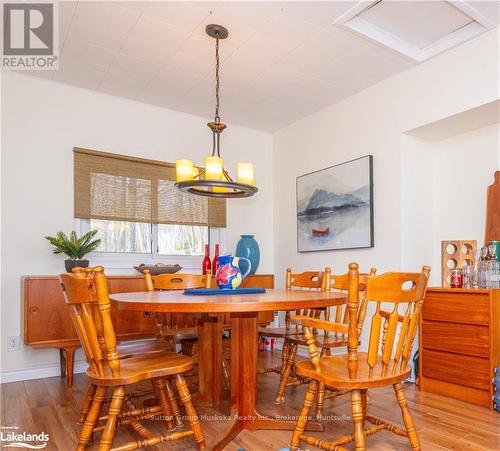 562 & 568 Waseosa Lake Road, Huntsville (Chaffey), ON - Indoor Photo Showing Dining Room