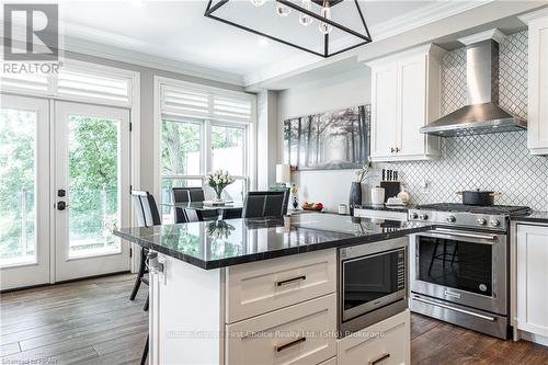 109 - 362 Fairview Street, Wilmot, ON - Indoor Photo Showing Kitchen