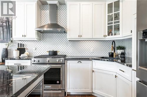 109 - 362 Fairview Street, Wilmot, ON - Indoor Photo Showing Kitchen With Upgraded Kitchen