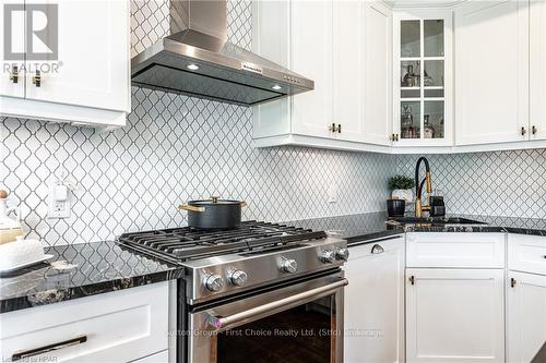 109 - 362 Fairview Street, Wilmot, ON - Indoor Photo Showing Kitchen With Upgraded Kitchen