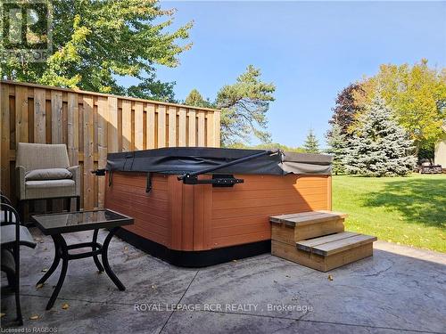 107 Mary Avenue, Georgian Bluffs, ON - Outdoor With Deck Patio Veranda