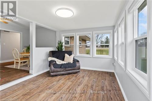 315 2Nd Street, Hanover, ON - Indoor Photo Showing Other Room