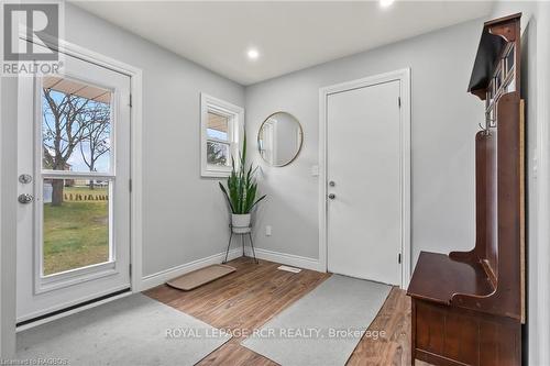 315 2Nd Street, Hanover, ON - Indoor Photo Showing Other Room