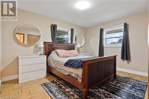 315 2Nd Street, Hanover, ON - Indoor Photo Showing Bedroom