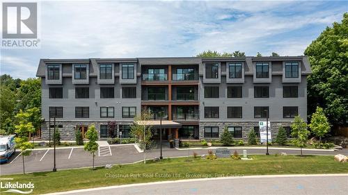 401 - 200 Anglo Street, Bracebridge (Macaulay), ON - Outdoor With Balcony With Facade