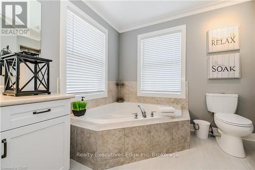 174 Coulthard Boulevard, Cambridge, ON - Indoor Photo Showing Bathroom