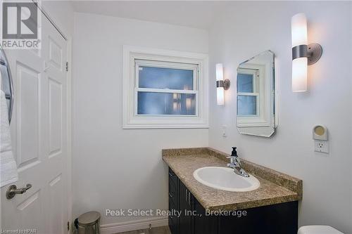 196340 Line 19, Zorra, ON - Indoor Photo Showing Bathroom