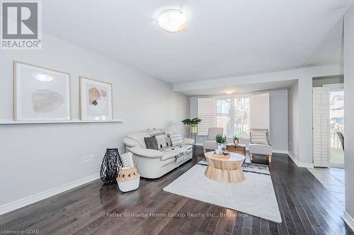 50 Wilkie Crescent, Guelph (Pine Ridge), ON - Indoor Photo Showing Living Room