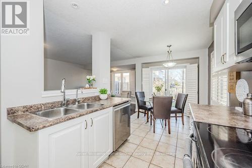 50 Wilkie Crescent, Guelph (Pine Ridge), ON - Indoor