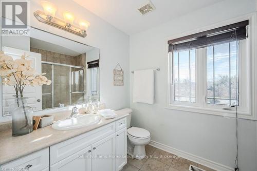 50 Wilkie Crescent, Guelph (Pine Ridge), ON - Indoor Photo Showing Bathroom