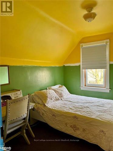 556341 6Th Line, Blue Mountains, ON - Indoor Photo Showing Bedroom