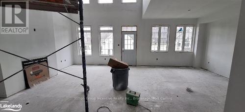 14 Leeds Court, Bracebridge (Monck (Bracebridge)), ON - Indoor Photo Showing Other Room