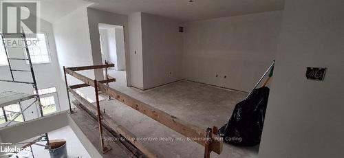 14 Leeds Court, Bracebridge (Monck (Bracebridge)), ON - Indoor Photo Showing Other Room