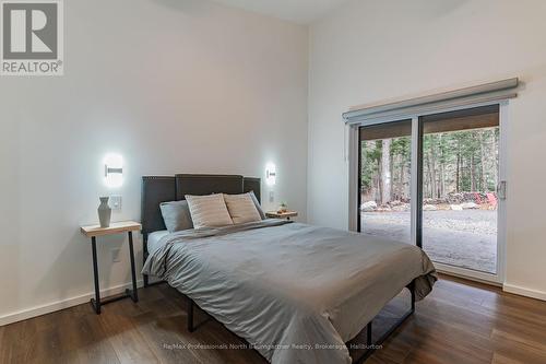 1323 Basshaunt Lake Rd, Dysart Et Al, ON - Indoor Photo Showing Bedroom