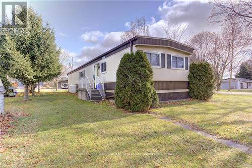 12 - 3075 Mary Street, Howick, ON 