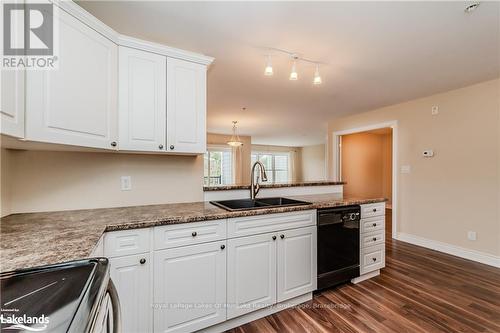 Gl5 - 10B Kimberley Avenue, Bracebridge (Macaulay), ON - Indoor Photo Showing Kitchen With Double Sink