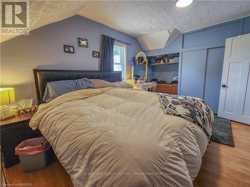 31 Clarinda Street, South Bruce, ON - Indoor Photo Showing Bedroom