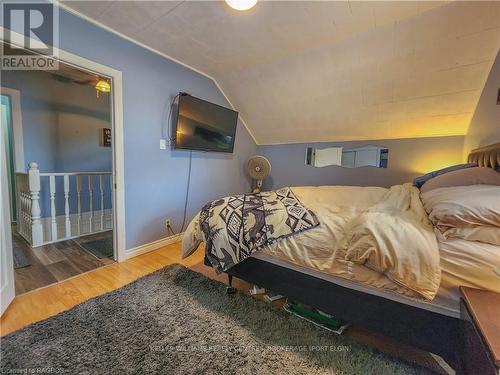 31 Clarinda Street, South Bruce, ON - Indoor Photo Showing Bedroom