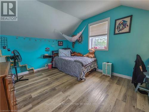 31 Clarinda Street, South Bruce, ON - Indoor Photo Showing Bedroom