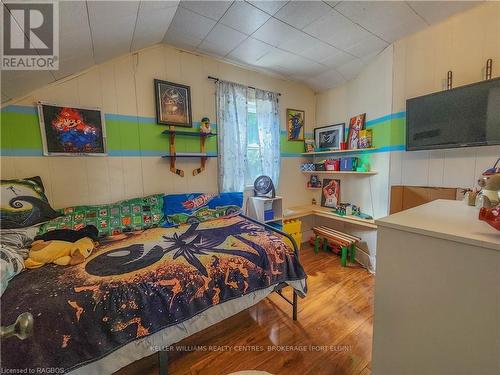 31 Clarinda Street, South Bruce, ON - Indoor Photo Showing Bedroom