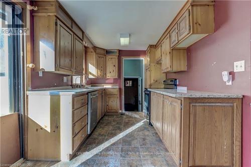 72 Hamilton Street, Arran-Elderslie (Arran Elderslie), ON - Indoor Photo Showing Kitchen