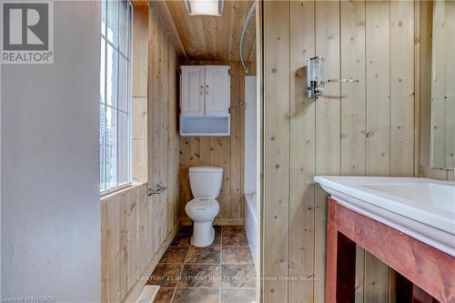 72 Hamilton Street, Arran-Elderslie (Arran Elderslie), ON - Indoor Photo Showing Bathroom