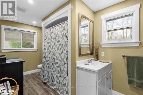 4027 Glen Cedar Drive, Ramara, ON - Indoor Photo Showing Bathroom